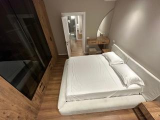 Luxury Center Apartments - Tirana - 8