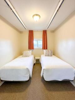 Oasis by the Bay Vacation Suites - Wasaga Beach - 1
