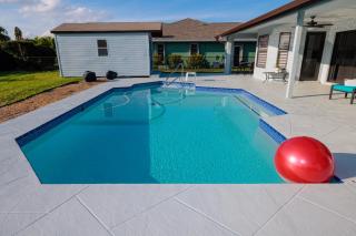 Sleek and Modern, Sunset Views & Pool - The Lighthouse - Roelens Vacations - Cape Coral - 9