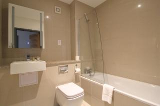 Canning Town by Viridian Apartments - 9