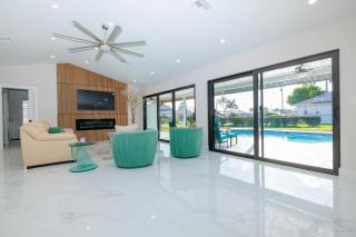 Sleek and Modern, Sunset Views & Pool - The Lighthouse - Roelens Vacations - Cape Coral - 1