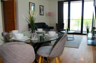 Canning Town by Viridian Apartments - 7