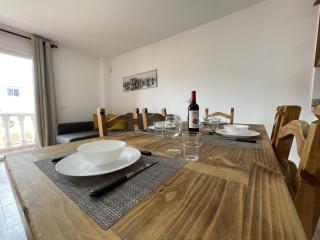 MarketHome Guaza Cozy 2BR Near Airport - Guaza - 5