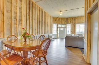 Downtown Lineville Vacation Rental about 10 Mi to Lake - 4