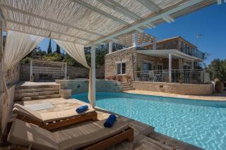 Louiza - Luxury Stone Villa - Volimes - 9