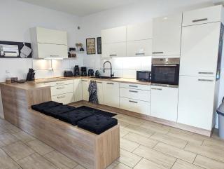 BesTime - 5 Schlafzimmer, Wohnzimmer, Küche, Waschtrockner, Terrasse, Smart-TVs, Netflix, Tischfußball - Wildeshausen - 3