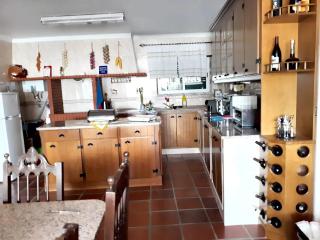 Spacious House in Encarnação with Garden & Terrace - Encarnação - 8