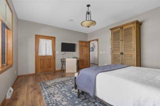 Kalbus House- Lake Winnebago access across the street - Oshkosh - 5