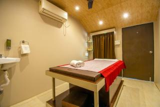 Flora Ecostay Resort and Spa Lonavala - Lonavala - 7