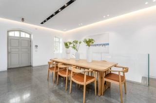 Piece of History: 4BR/3BA in 150-Yrs-Old Building - Tel Aviv - 3