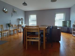 Dingle Town Center Apartment - 2