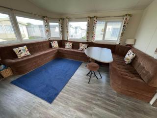Ormesby 8, Haven Holiday Park, Caister - Four Bedroom, sleeps 8, pets welcome - 2 minutes from the beach! - Great Yarmouth - 8