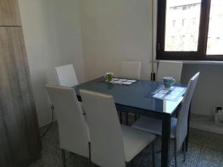 Il balcone sulla piazza - Gela - 7