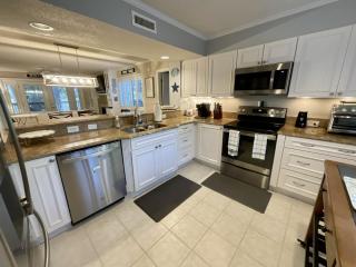 21C Richmond Park villa - 2