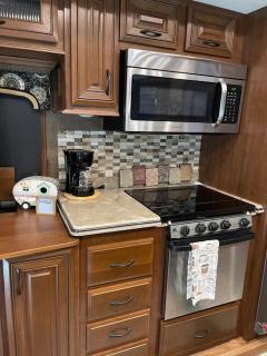 Happy Glampers two bathroom w/golf cart - River Ranch - 6