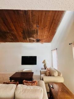 Deerfield Beach Retreat - Deerfield Beach - 2
