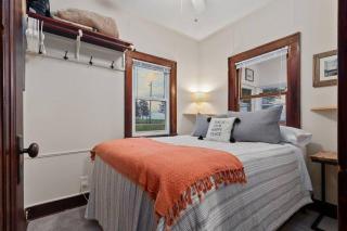 Kalbus Cottage Watch Sunrises & Sunsets on Lake Winnebago - 7