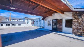 Rodeway Inn - 5