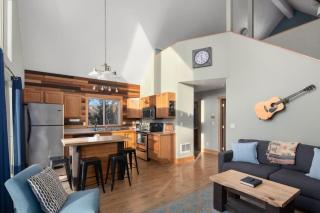 North Fork Hideaway - Columbia Falls - 1