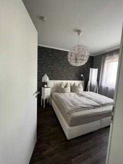 Sonnige Terrassenwohnung in Citylage - Cottbus - 9