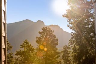 Arapaho Forest Lodge w Hot Tub + Trail Access - 8