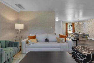 10min to EXPO - Family-Friendly with Office & Playroom - 8