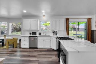10min to EXPO - Family-Friendly with Office & Playroom - Tulsa - 5