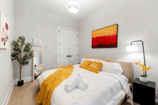 River North Central Home With Balcony - 4