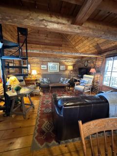 Cozy Cottage on Pond - 5