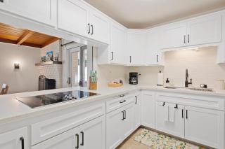 The Sweet Escape - Spa, Pool Table, Grill & More - San Diego - 8
