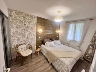 Bel appartement T2 refait à neuf avec piscine couverte de juin à fin septembre - Bielle - 0
