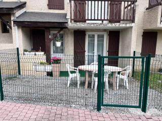 Bel appartement T2 refait à neuf avec piscine couverte de juin à fin septembre - Bielle - 1