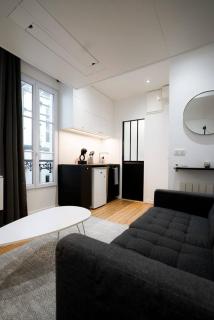 Petit Studio Très Charmant - París - 0