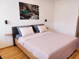 Comfort 2 bedroom apartment 10min walk from center and beach - 7