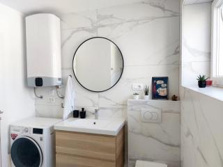 Comfort 2 bedroom apartment 10min walk from center and beach - Split - 1