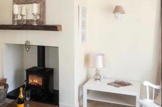 Beech cottage ~ close to York ~ cozy rural stay - Stamford Bridge - 8