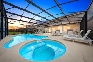 Twilight Haven Sleeps 39 SOL105 - Davenport - 9