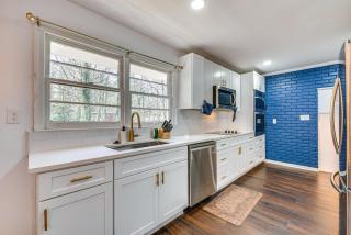 Charming Atlanta Home with Yard 7 Mi to Downtown! - Atlanta - 2
