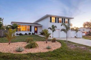 Family Fun Paradise! 5 mins to Beach, Heated Pool - 9