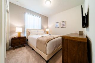 Premium 5-Bed Townhome Themed Perfect Location - Kissimmee - 7