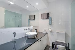 A Comfy & Modern Studio Near Darling Harbour - Sydney - 4