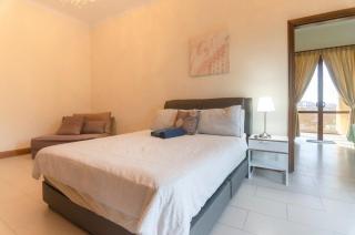 A Generous & Cozy 5BR Home in Ampang, FREE Parking - Ampang - 3