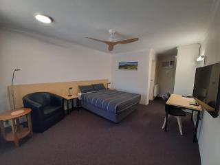 Cooma Motor Lodge Motel - Cooma - 7