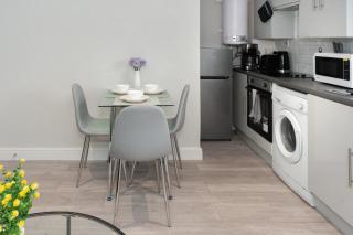Modern 1BR Haven Central Croydon - Croydon - 5