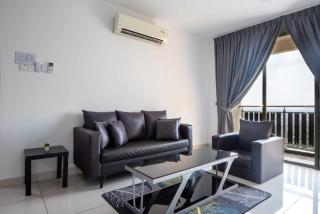 Comfy 3BR Apt @ KSL Daya Near IKEA Tebrau Parking - Johor Bahru - 1