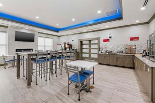 Best Western Plus First Coast Inn and Suites - 1