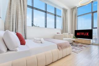 Holiday Studio in JVC 2408, Dubai - Dubai - 8