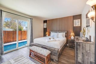 Amazing Serenity Vacation Home w/Heated Pool & Spa - Palm Springs - 8
