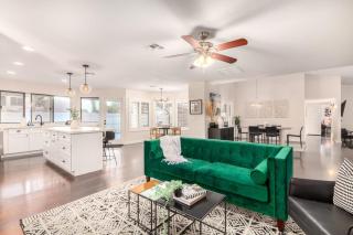 La Vieve Family Oasis-FREE Htd Pool-Billiards-BBQ - Chandler - 3