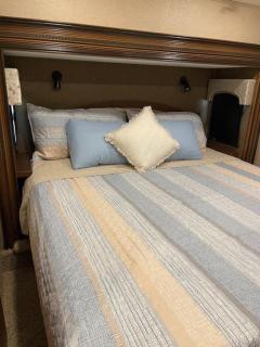 2 bedroom glamping RV w/golf cart - 2
